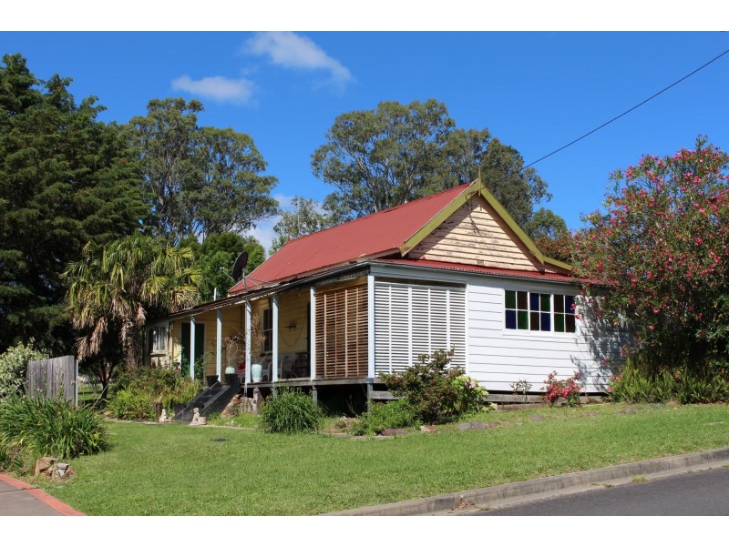 3 Hoyer Street, Cobargo NSW 2550