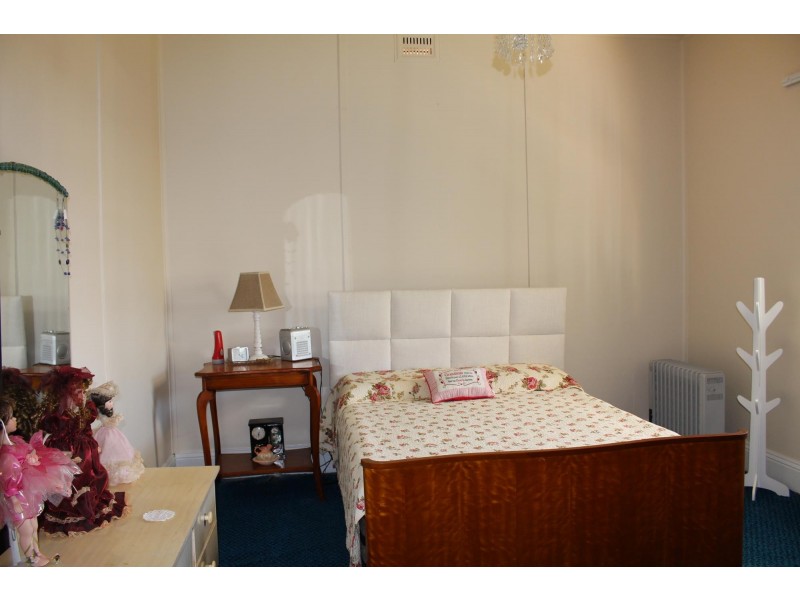 3 Hoyer Street, Cobargo NSW 2550