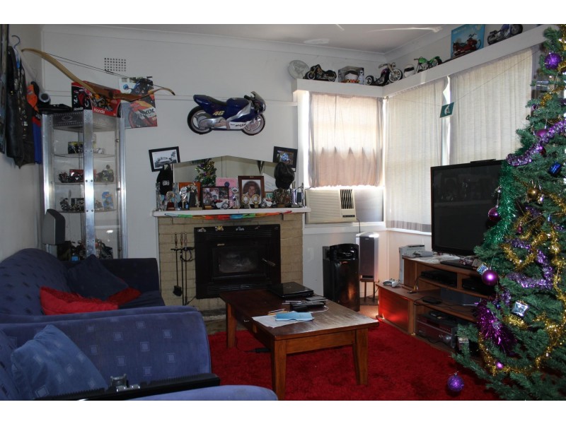 12 Blomfield Ave, Bega NSW 2550