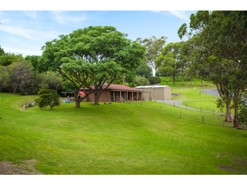 15 Redgum Close, Bega NSW 2550
