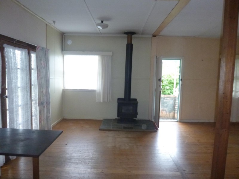 80 Valley Street, Bega NSW 2550