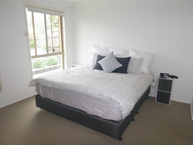 22 Howard Avenue, Bega NSW 2550