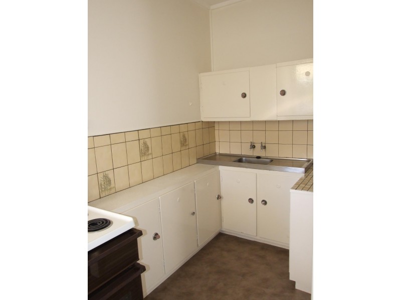 37 Auckland Street, Bega NSW 2550
