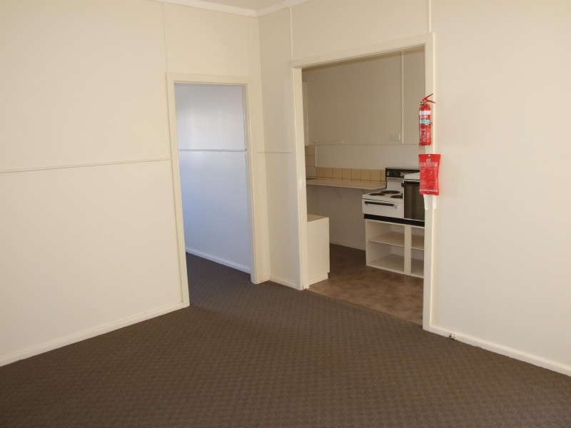 37 Auckland Street, Bega NSW 2550