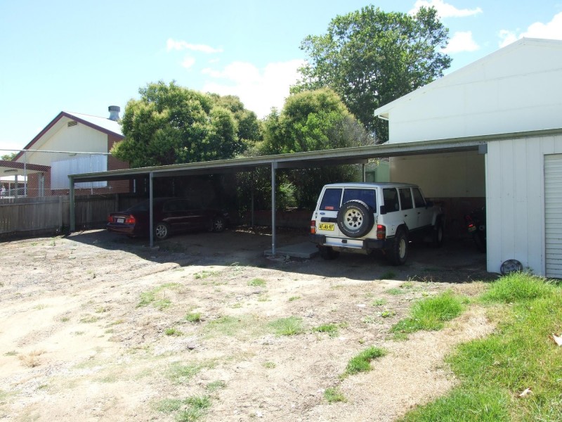 37 Auckland Street, Bega NSW 2550