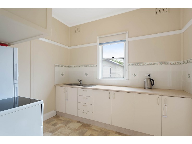 5 Bega Street, Bega NSW 2550