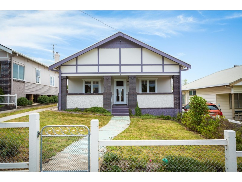 5 Bega Street, Bega NSW 2550