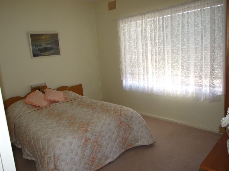 82 Upper Street, Bega NSW 2550