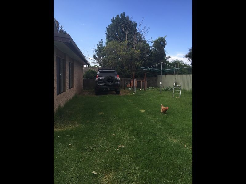 3 Deborah Crescent, Bega NSW 2550