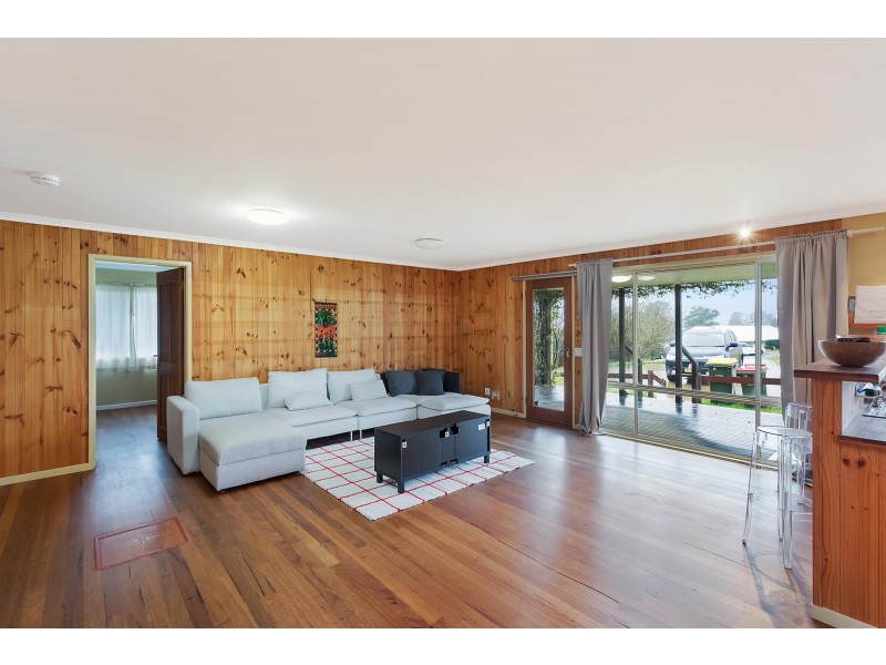 14 Thawa Close, Bega NSW 2550