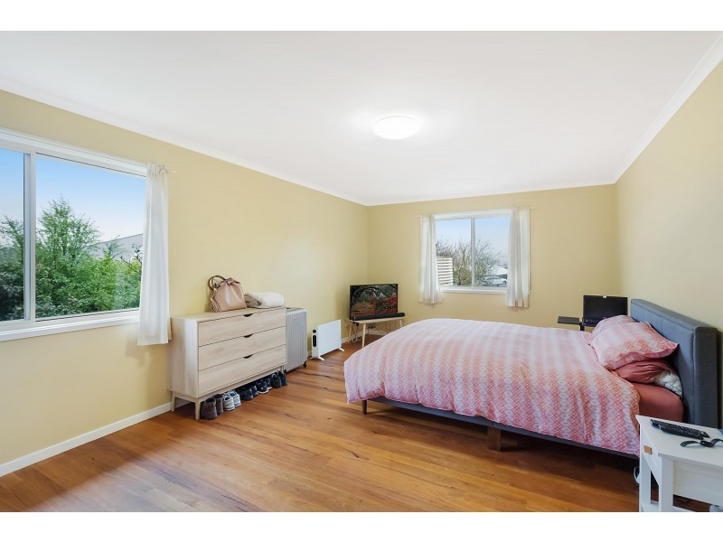 14 Thawa Close, Bega NSW 2550