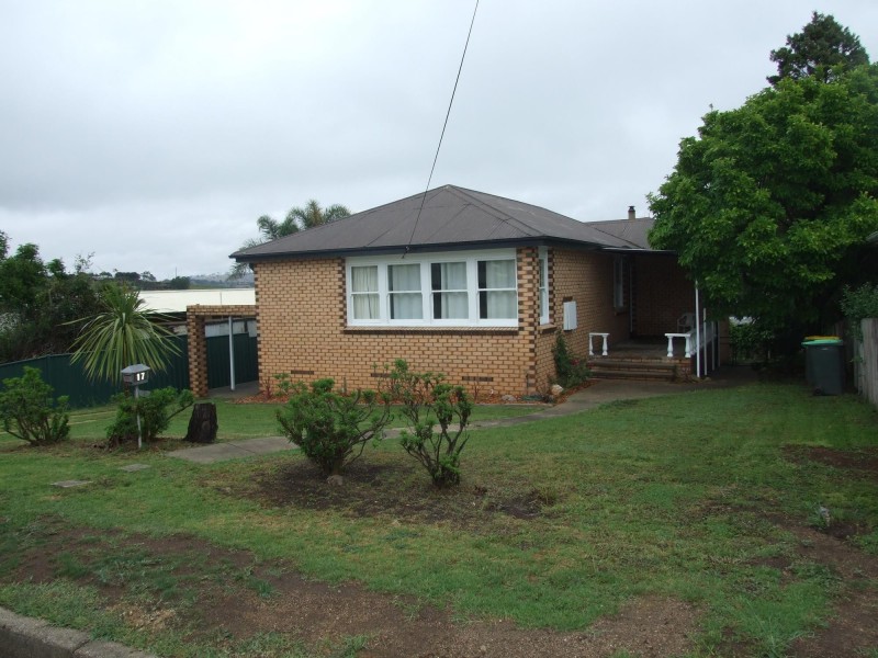 17 Mecklenberg Street, Bega NSW 2550