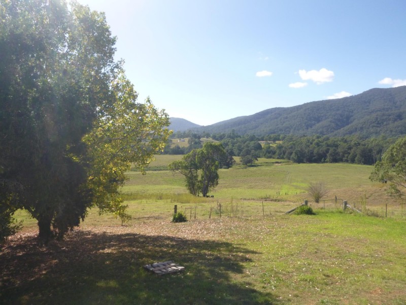 100 Blanchards Road, Brogo NSW 2550