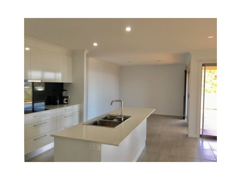 64A The Dress Circle, Tura Beach NSW 2548