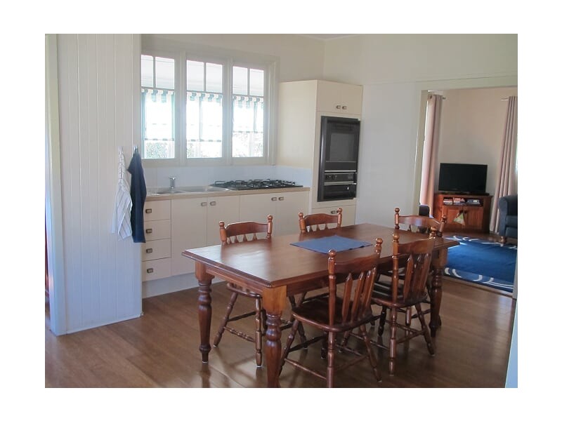 277 Auckland Street, Bega NSW 2550