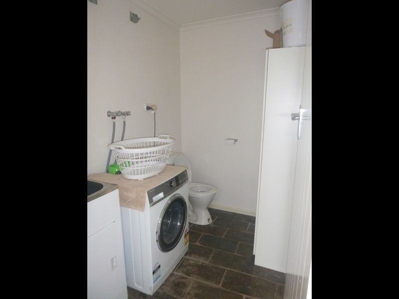 15 Kirkland Avenue, Bega NSW 2550