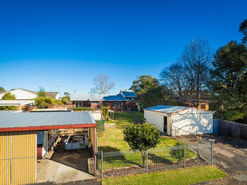 28 Glebe Avenue, Bega NSW 2550