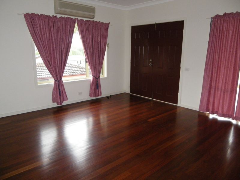 19 Fairview Street, Bega NSW 2550