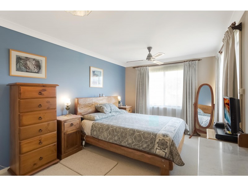 11 Bay View Drive, Tathra NSW 2550