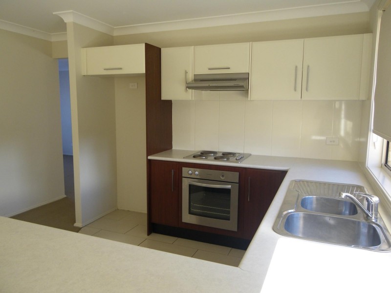 18 Howard Avenue, Bega NSW 2550