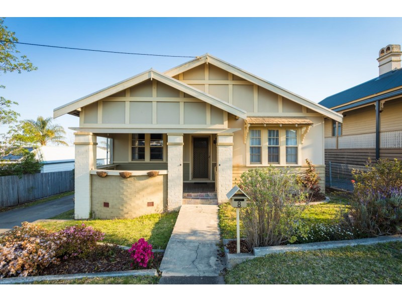 8 Bega Street, Bega NSW 2550