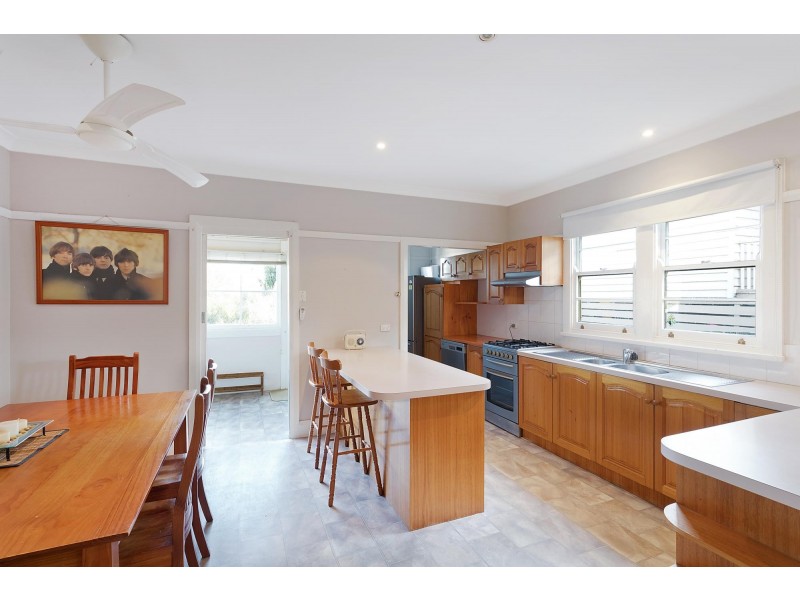 8 Bega Street, Bega NSW 2550