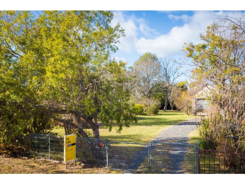 7 Bank Street, Cobargo NSW 2550