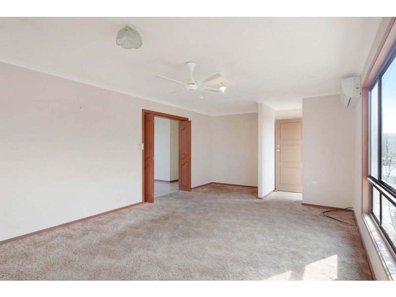 83 Valley Street, Bega NSW 2550