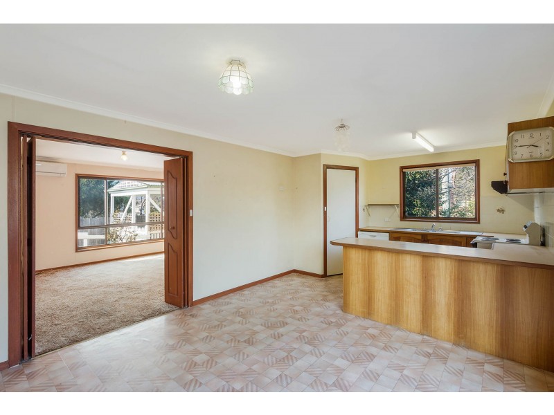 83 Valley Street, Bega NSW 2550