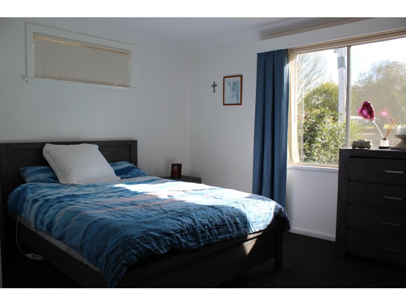 26 Meringo Street, Bega NSW 2550