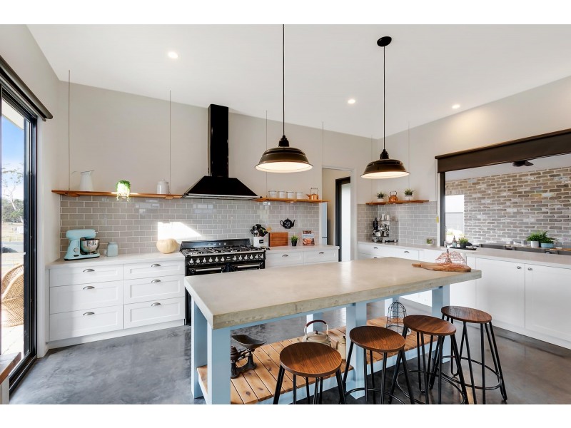 13 Newlyns Place, Wolumla NSW 2550