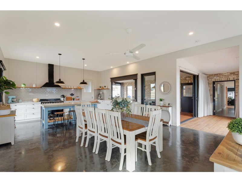 13 Newlyns Place, Wolumla NSW 2550