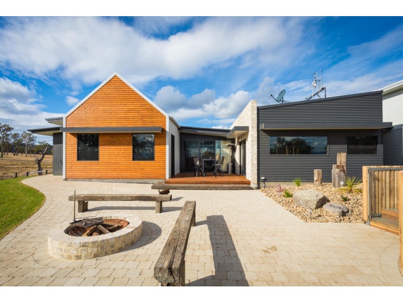 13 Newlyns Place, Wolumla NSW 2550