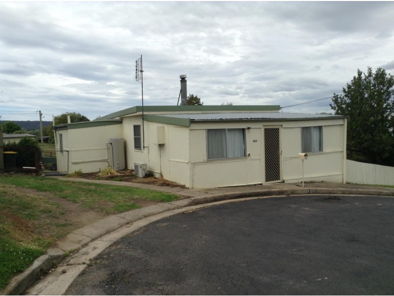 16 Jasper Street, Bega NSW 2550