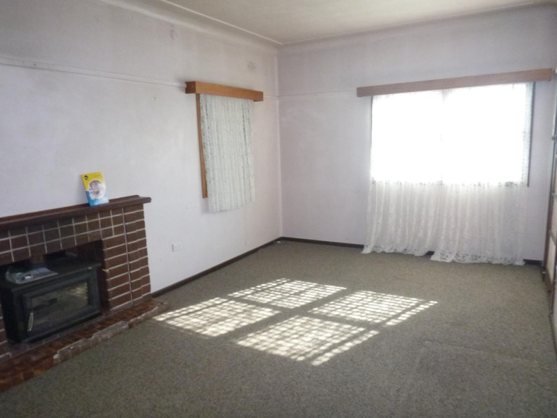 63 Meringo Street, Bega NSW 2550
