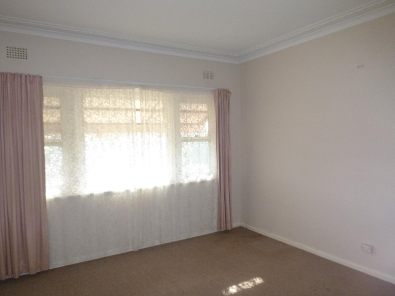 48 Carp Street, Bega NSW 2550