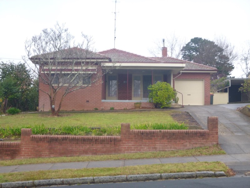 48 Carp Street, Bega NSW 2550