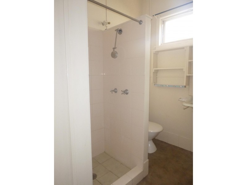 1/37 Auckland Street, Bega NSW 2550