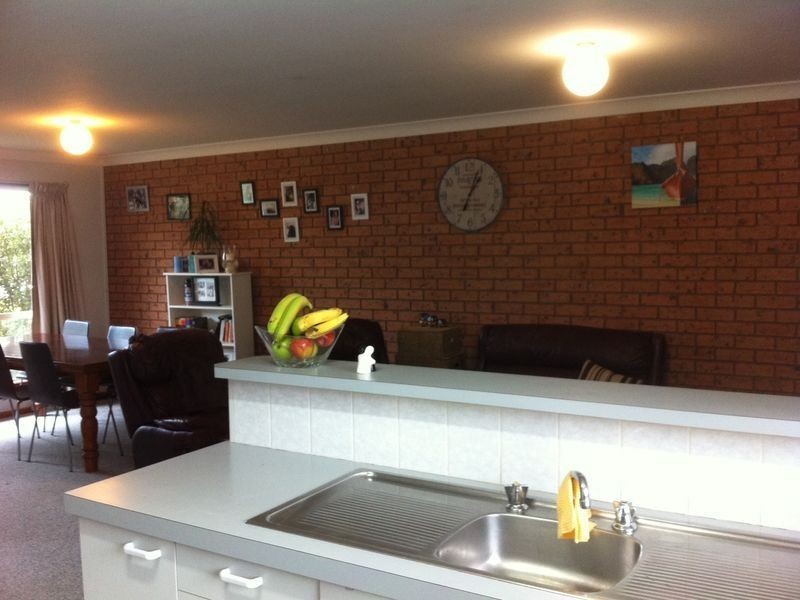 1/3-5 Eden Street, Bega NSW 2550