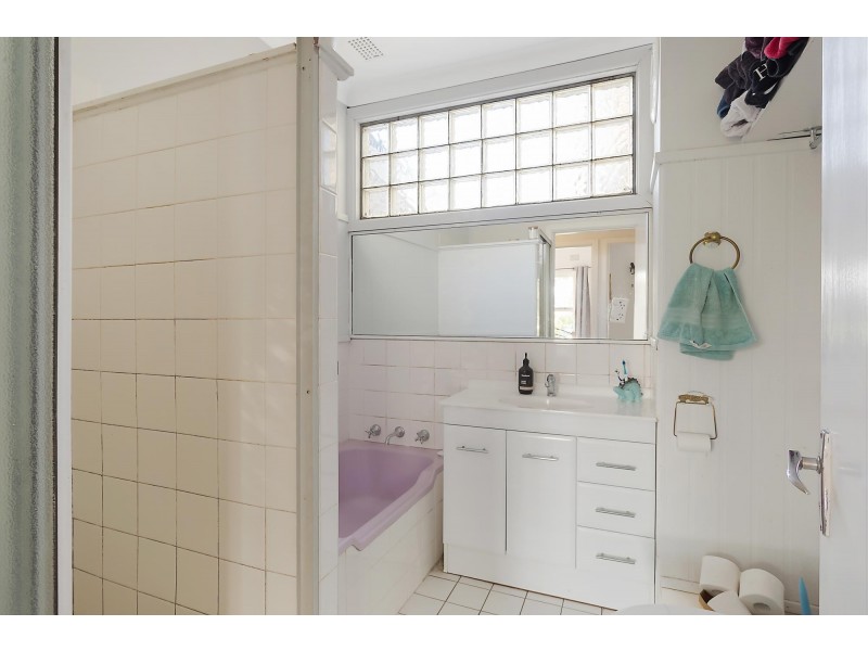 14 Spindler Street, Bega NSW 2550