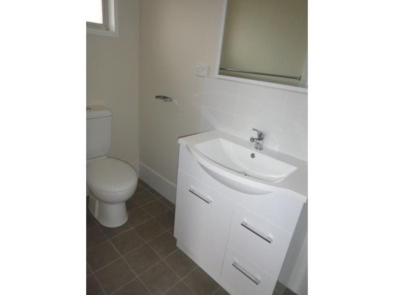 19 Glebe Avenue, Bega NSW 2550
