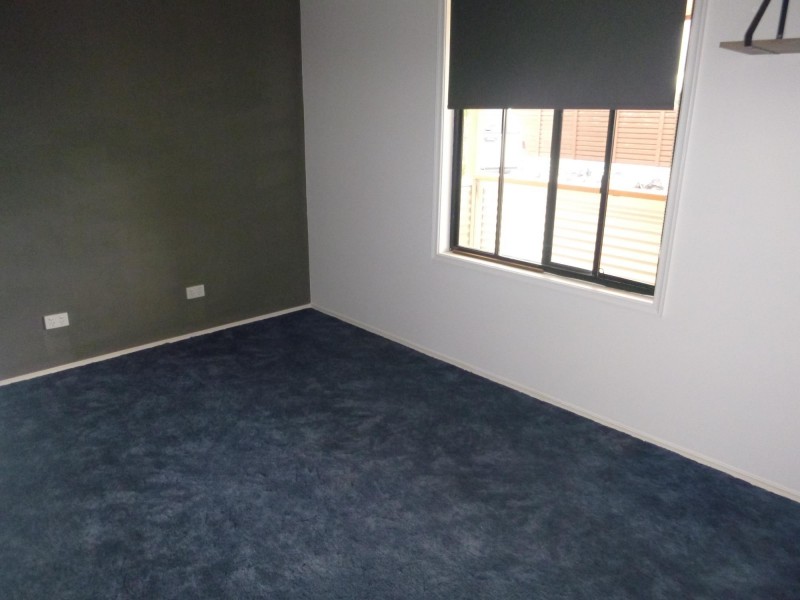 52 Valley Street, Bega NSW 2550