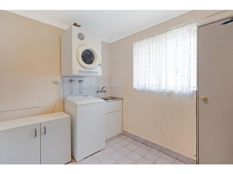 33 Princes Highway, Wolumla NSW 2550