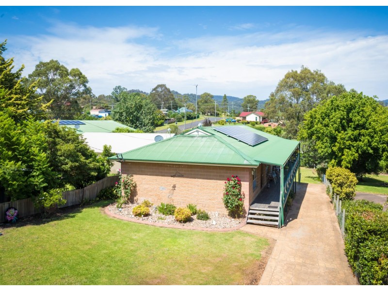 33 Princes Highway, Wolumla NSW 2550