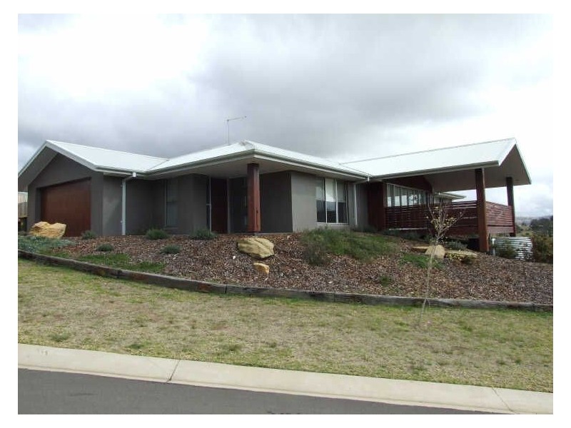 49 Glen Mia Drive, Bega NSW 2550