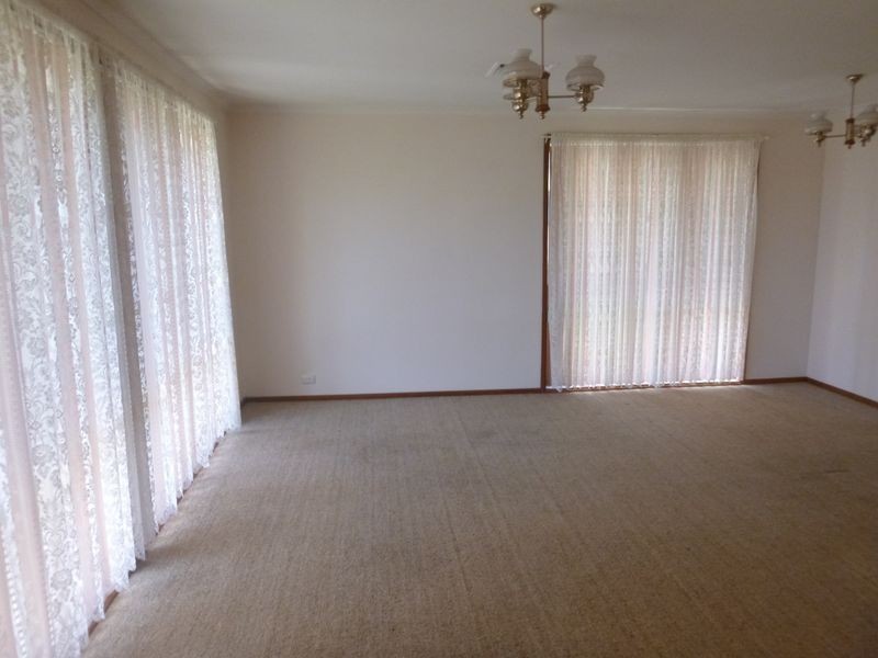 7 Ballima Court, Bega NSW 2550