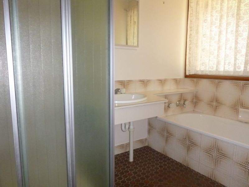 7 Ballima Court, Bega NSW 2550