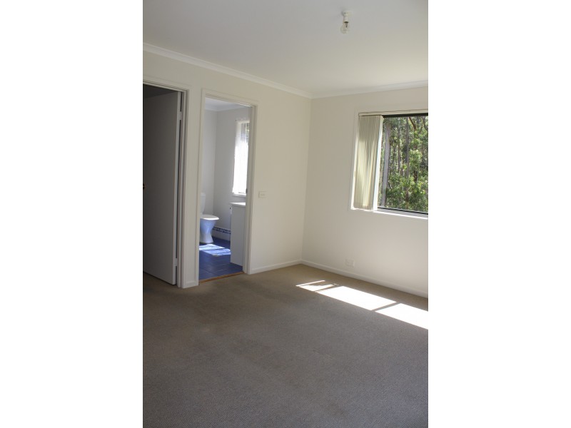 31 Strathmore Crescent, Kalaru NSW 2550