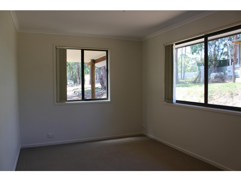 31 Strathmore Crescent, Kalaru NSW 2550