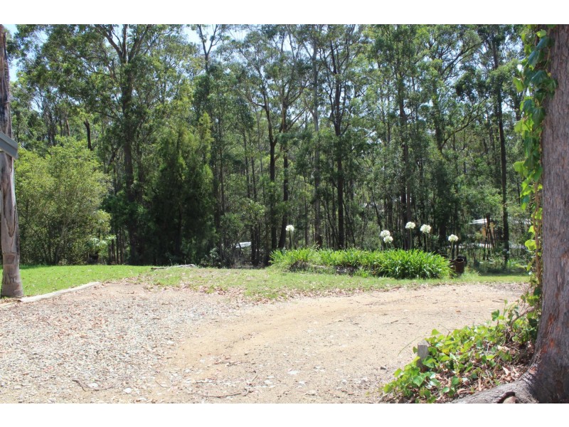 31 Strathmore Crescent, Kalaru NSW 2550